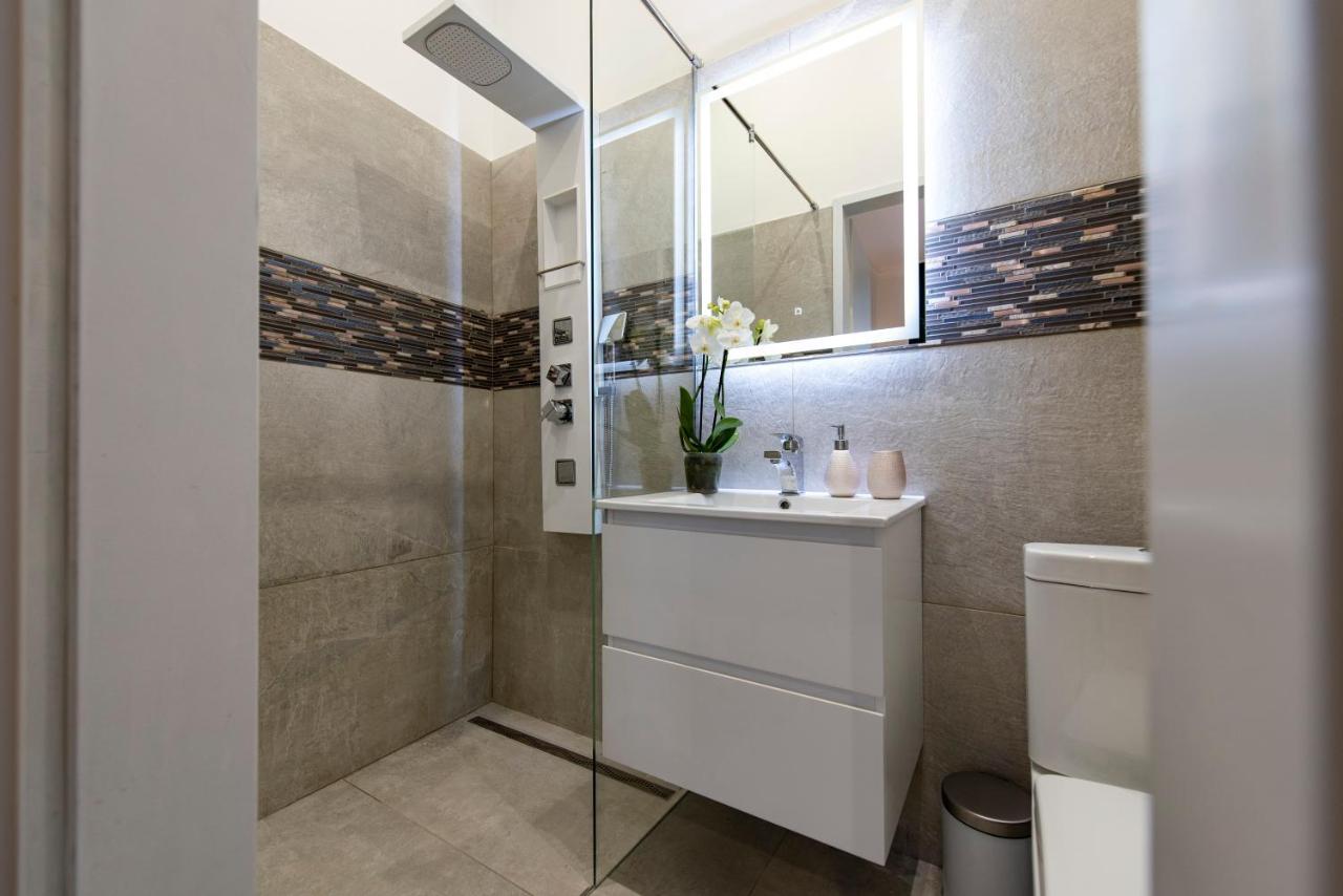 City Centre Deluxe Apartments Budapest Bagian luar foto